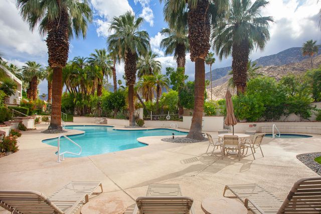255 E Avenida Granada 324, Palm Springs, CA 92264