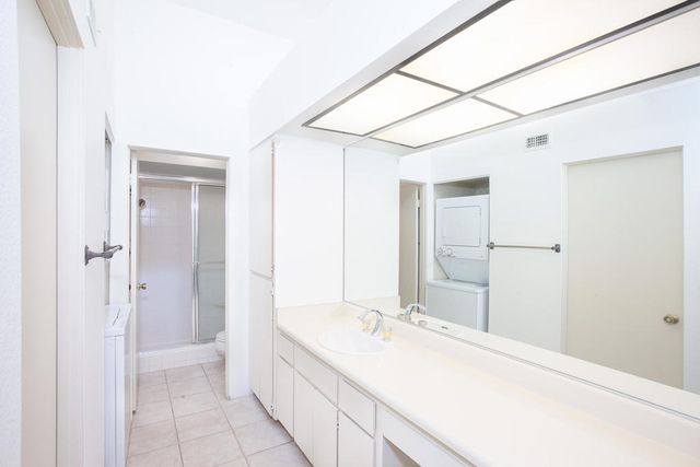255 E Avenida Granada 324, Palm Springs, CA 92264