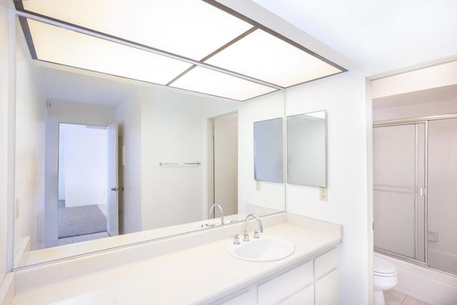 255 E Avenida Granada 324, Palm Springs, CA 92264