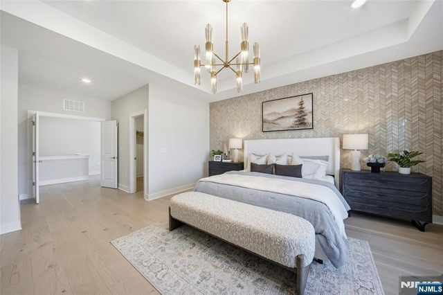 12 Belmont Place, Oakland, NJ 07436