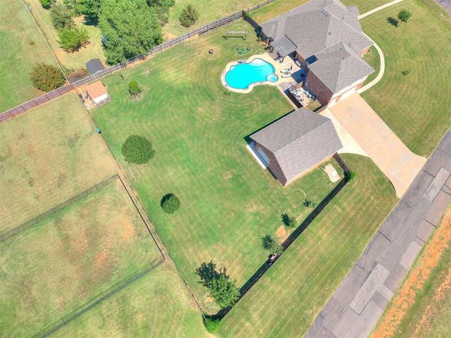 20135 Antler Farms Drive, Edmond, OK 73012