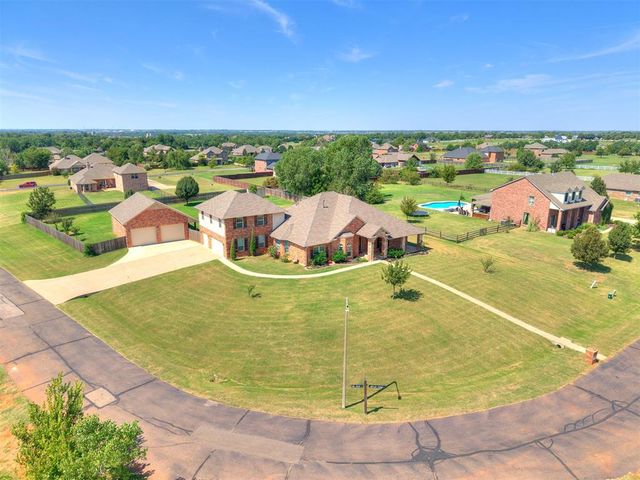 20135 Antler Farms Drive, Edmond, OK 73012