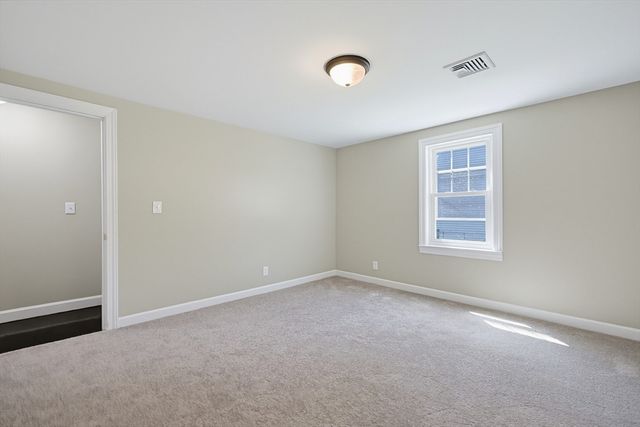 20 Tondreau Ave, Attleboro, MA 02703