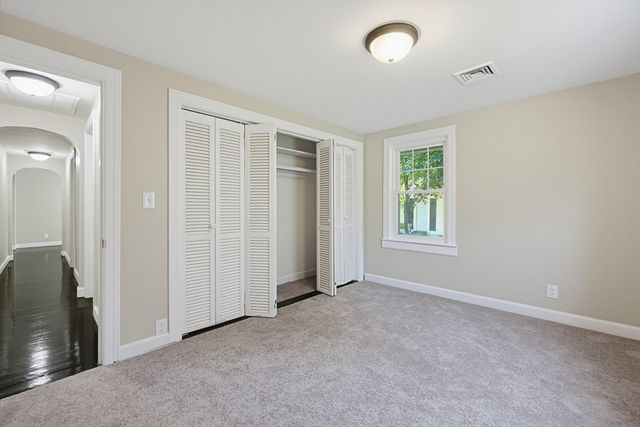 20 Tondreau Ave, Attleboro, MA 02703