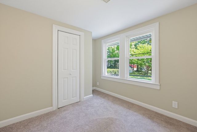 20 Tondreau Ave, Attleboro, MA 02703