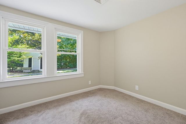 20 Tondreau Ave, Attleboro, MA 02703
