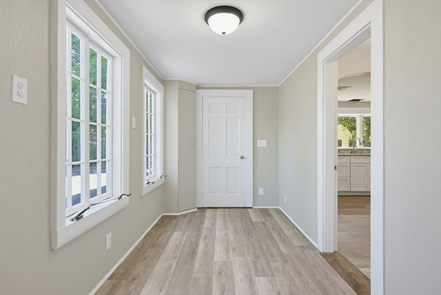 20 Tondreau Ave, Attleboro, MA 02703