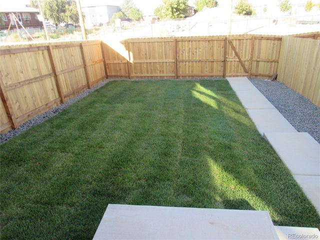 2373 N Elmira St, Aurora, CO 80010