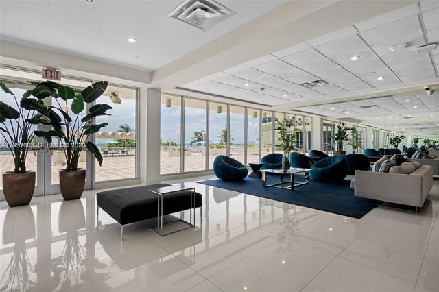 5701 Collins Avenue 1707, Miami Beach, FL 33140