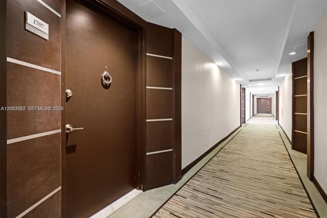 5701 Collins Avenue 1707, Miami Beach, FL 33140