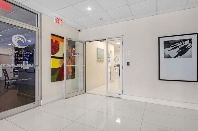 5701 Collins Avenue 1707, Miami Beach, FL 33140