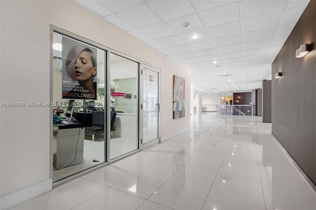 5701 Collins Avenue 1707, Miami Beach, FL 33140