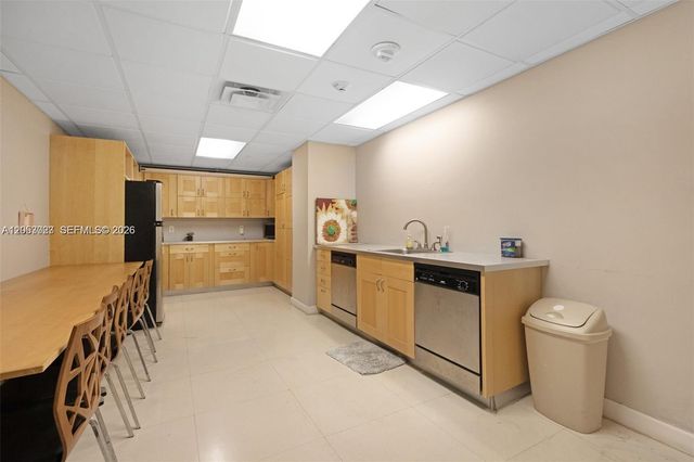 5701 Collins Avenue 1707, Miami Beach, FL 33140