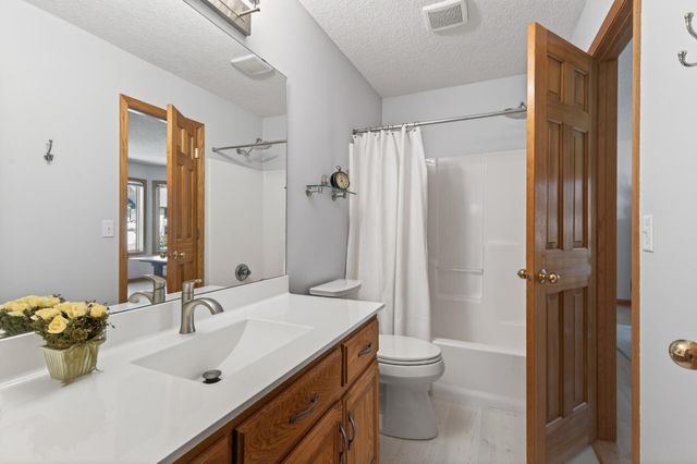 4290 Balsam Lane N, Plymouth, MN 55441