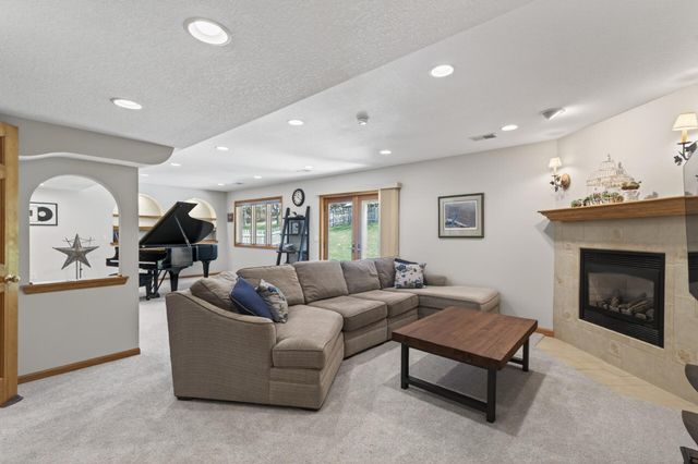 4290 Balsam Lane N, Plymouth, MN 55441