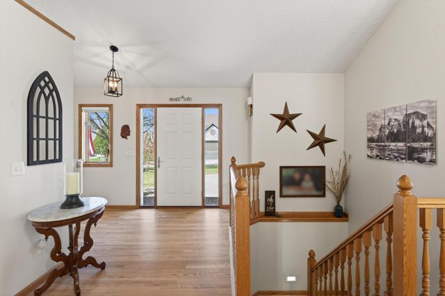 4290 Balsam Lane N, Plymouth, MN 55441