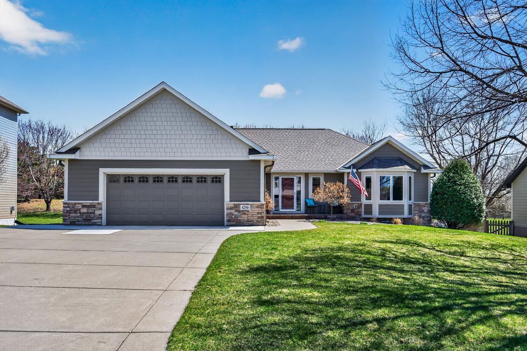 4290 Balsam Lane N, Plymouth, MN 55441