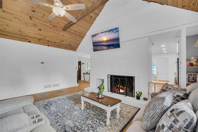 4499 Parkwood Road, Social Circle, GA 30025