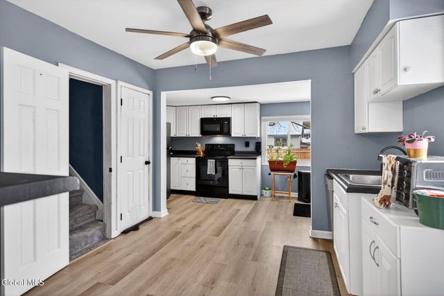 3516 Consaul Road, Niskayuna, NY 12304