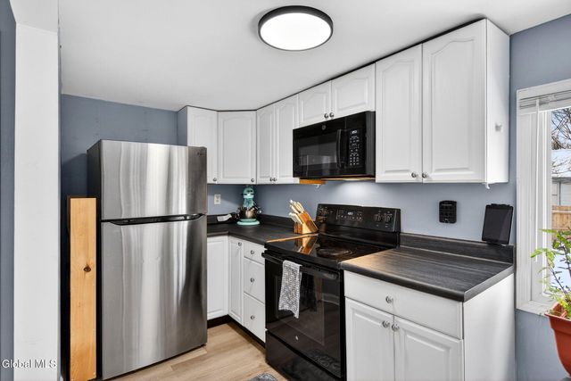 3516 Consaul Road, Niskayuna, NY 12304