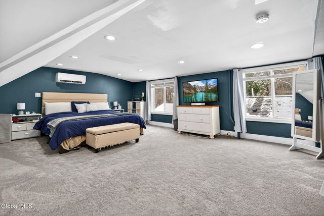 3516 Consaul Road, Niskayuna, NY 12304