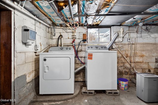 3516 Consaul Road, Niskayuna, NY 12304