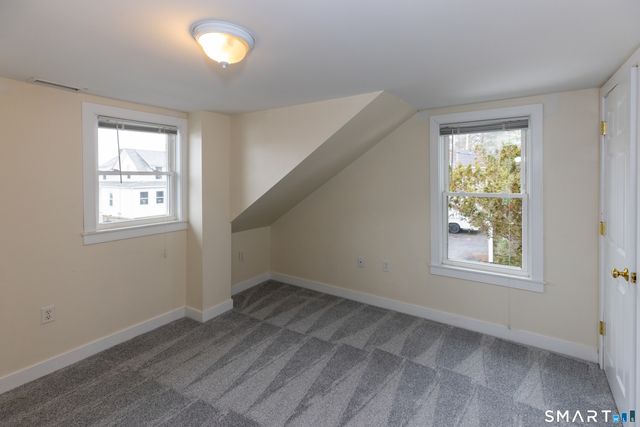 135 Middlesex Avenue, Chester, CT 06412