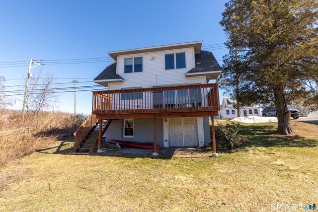 135 Middlesex Avenue, Chester, CT 06412