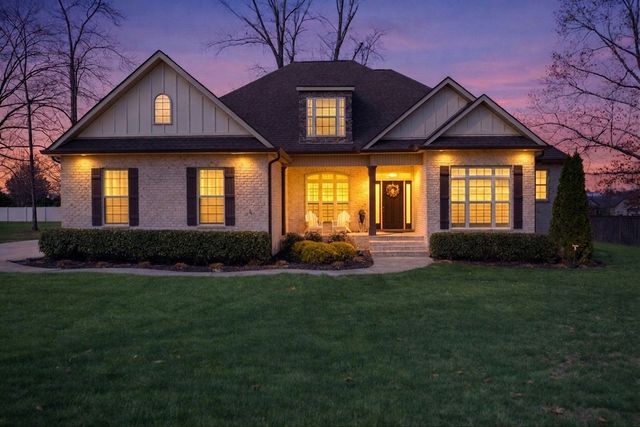 612 Lexington Cir, Manchester, TN 37355