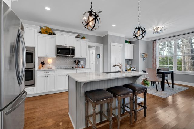 612 Lexington Cir, Manchester, TN 37355