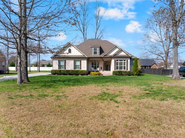 612 Lexington Cir, Manchester, TN 37355