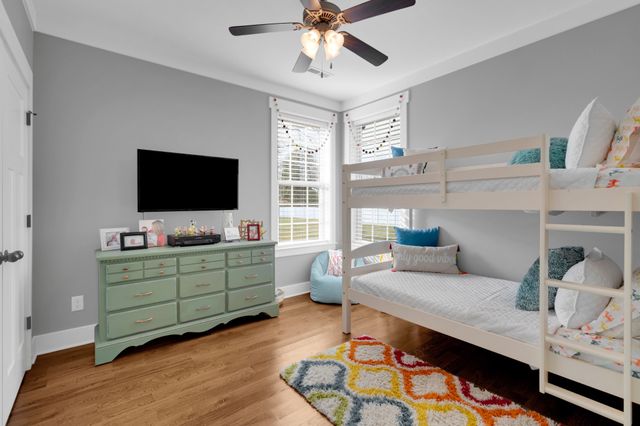 612 Lexington Cir, Manchester, TN 37355