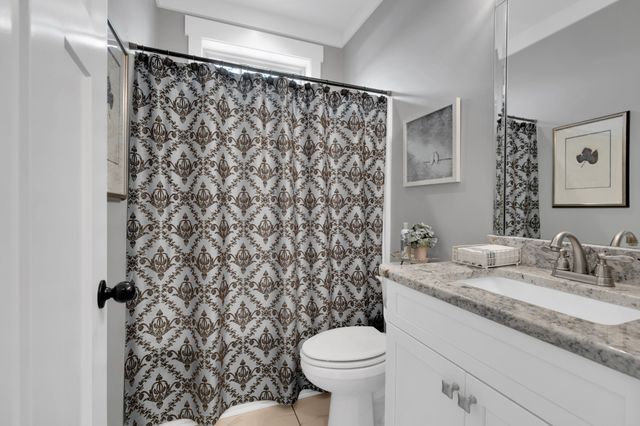 612 Lexington Cir, Manchester, TN 37355