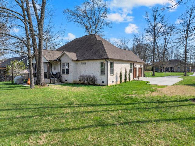 612 Lexington Cir, Manchester, TN 37355