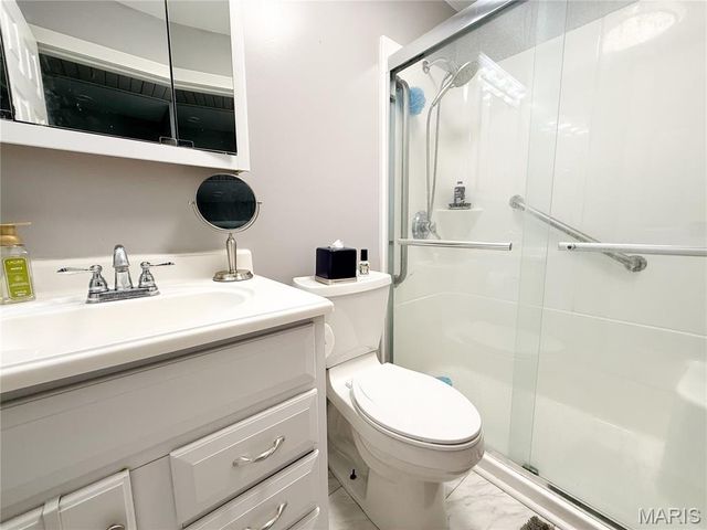 6 Fair Oaks Drive, Hannibal, MO 63401