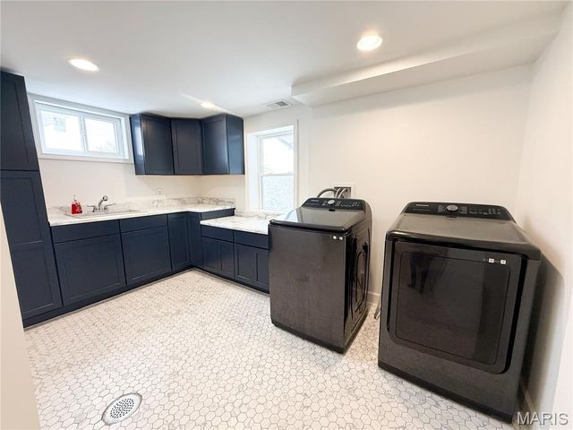 6 Fair Oaks Drive, Hannibal, MO 63401