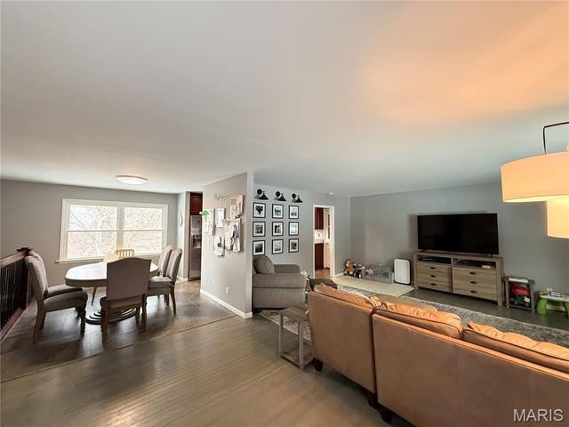 6 Fair Oaks Drive, Hannibal, MO 63401