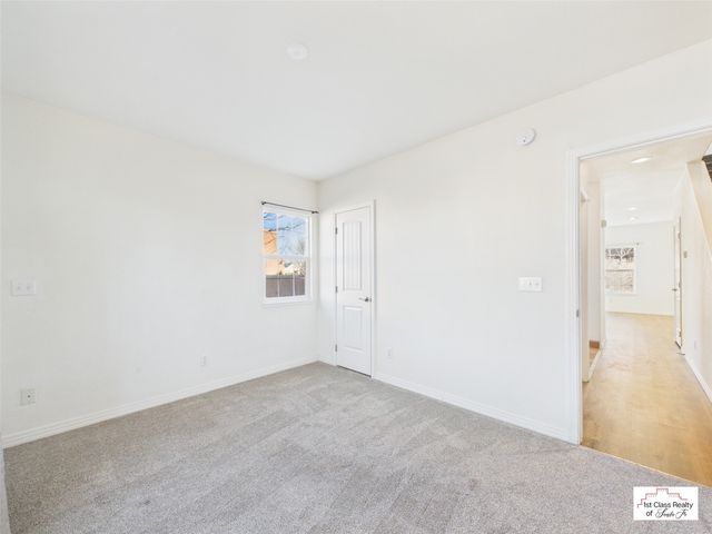 4650 Camino Cuervo, Santa Fe, NM 87507