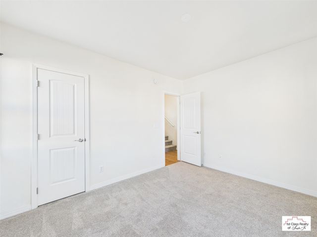 4650 Camino Cuervo, Santa Fe, NM 87507