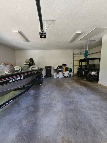 8 Navegar Trace, Hot Springs Village, AR 71909