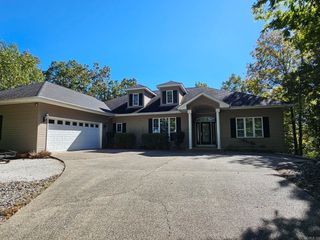 8 Navegar Trace, Hot Springs Village, AR 71909