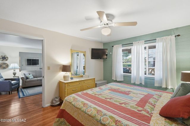 233 S Paseo Pena Apt B, Green Valley, AZ 85614