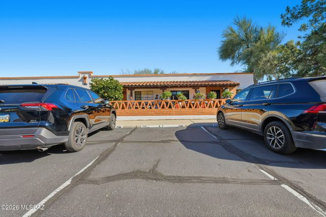 233 S Paseo Pena Apt B, Green Valley, AZ 85614