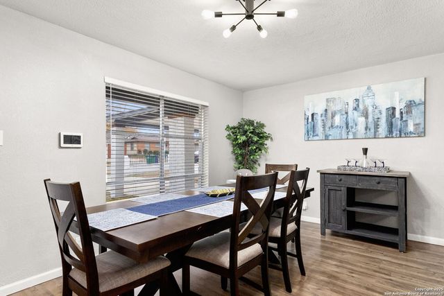 607 Redcliff, San Antonio, TX 78216