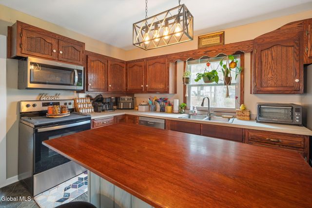 93 Chatham Street, Nassau, NY 12123
