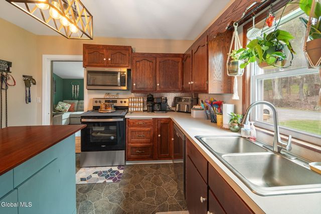 93 Chatham Street, Nassau, NY 12123