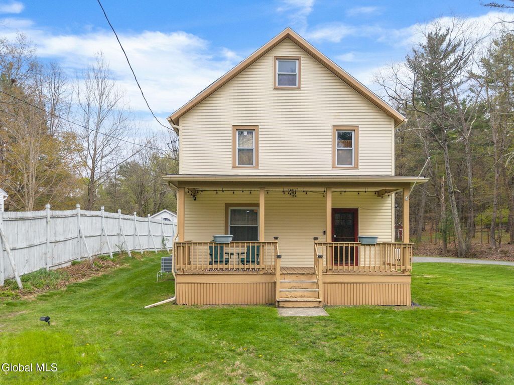 93 Chatham Street, Nassau, NY 12123