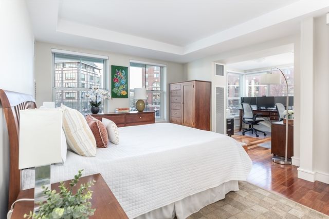 4 Battery Wharf 4301, Boston, MA 02109