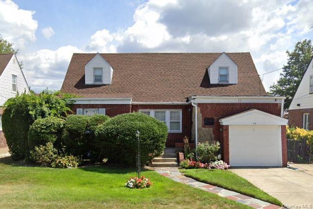 44 Elizabeth Street, Valley Stream, NY 11580 — exterior