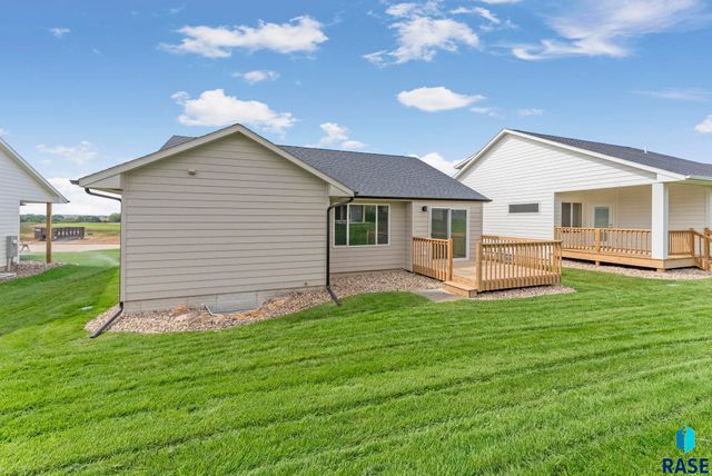 1712 N Concord Dr Drive, Sioux Falls, SD 57110